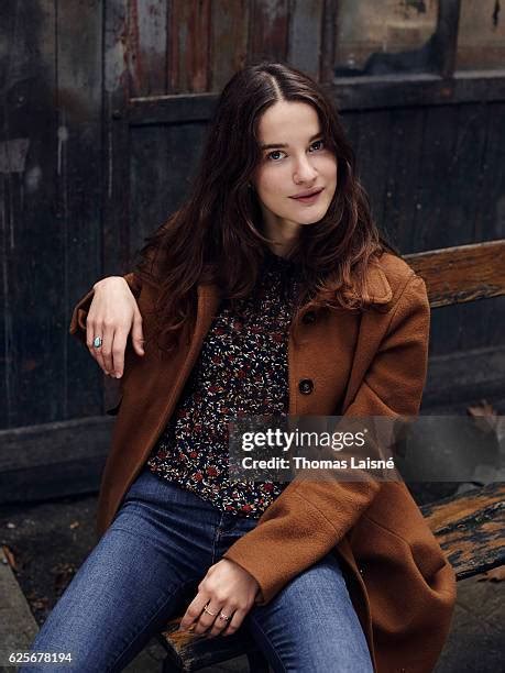 1,256 Rebecca Marder Photos & High Res Pictures .